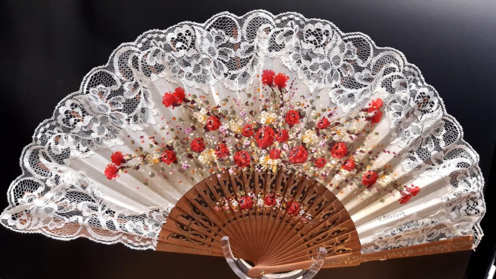 IL-VENTAGLIO-DI PIZZO-per matrimonio