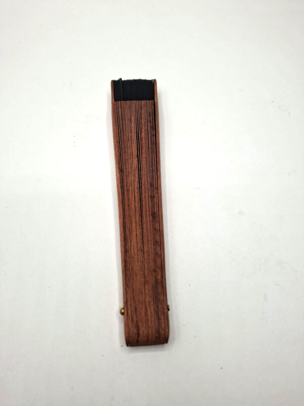 Puro legno nero con custodia